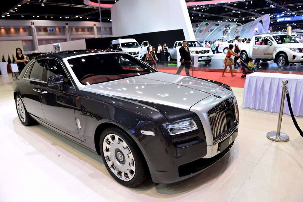 ROLLS-ROYCE (Copy)