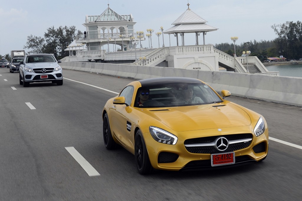 พี่น้องลองรถ AMG GT S