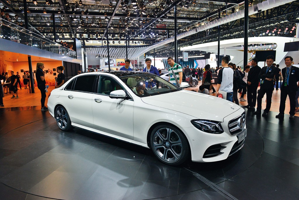 MERCEDES-BENZ E-CLASS L