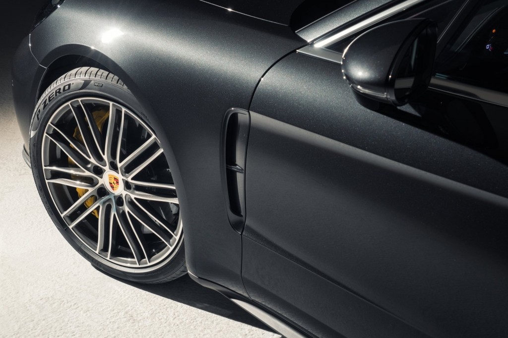 Porsche-Panamera-2017-1600-29