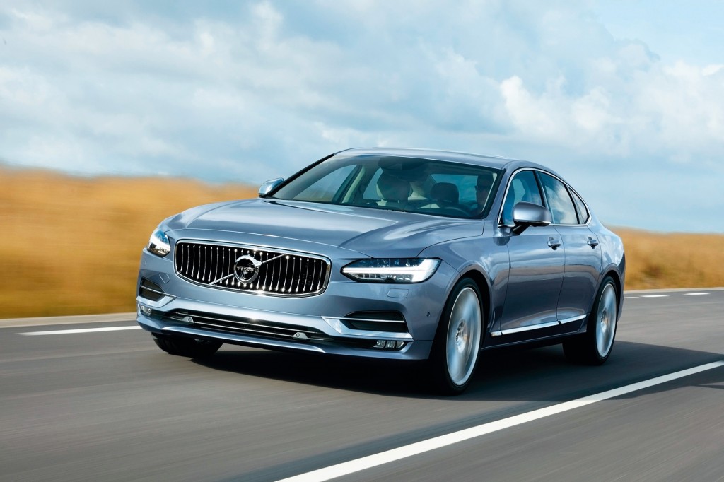 VOLVO S90