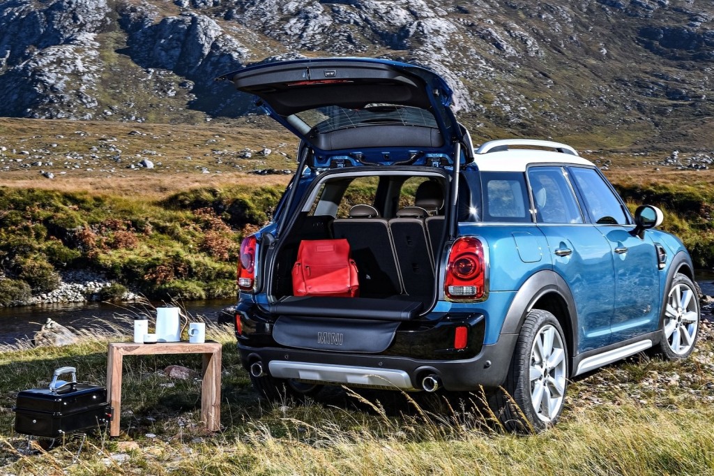 Mini-Countryman-2017-1600-9e