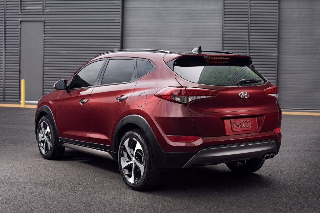 Hyundai-Tucson-2016-1600-17fix