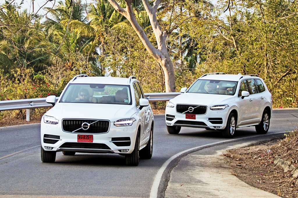 VOLVO-XC90-D5-AWD-1