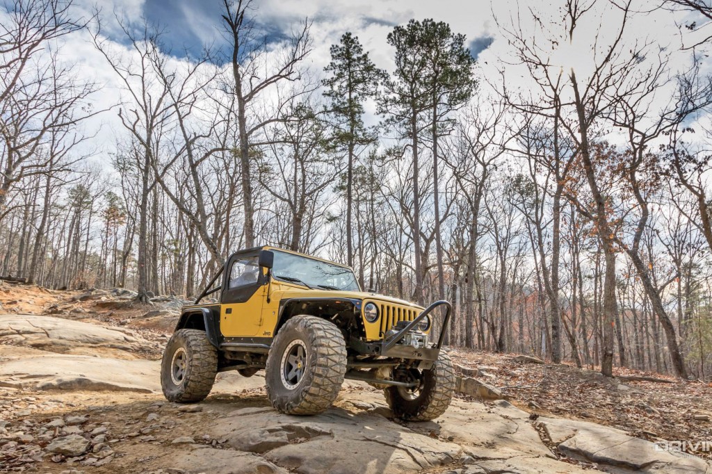 2001-jeep-wrangler-tj-v8-mud-grapplers-5