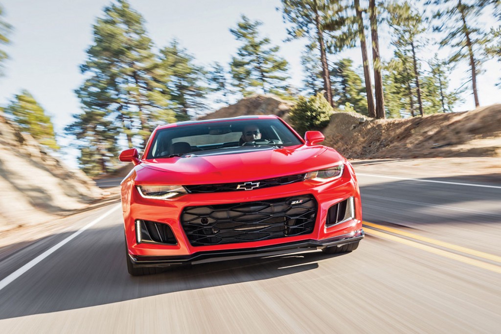 2017-Chevrolet-Camaro-ZL1-055