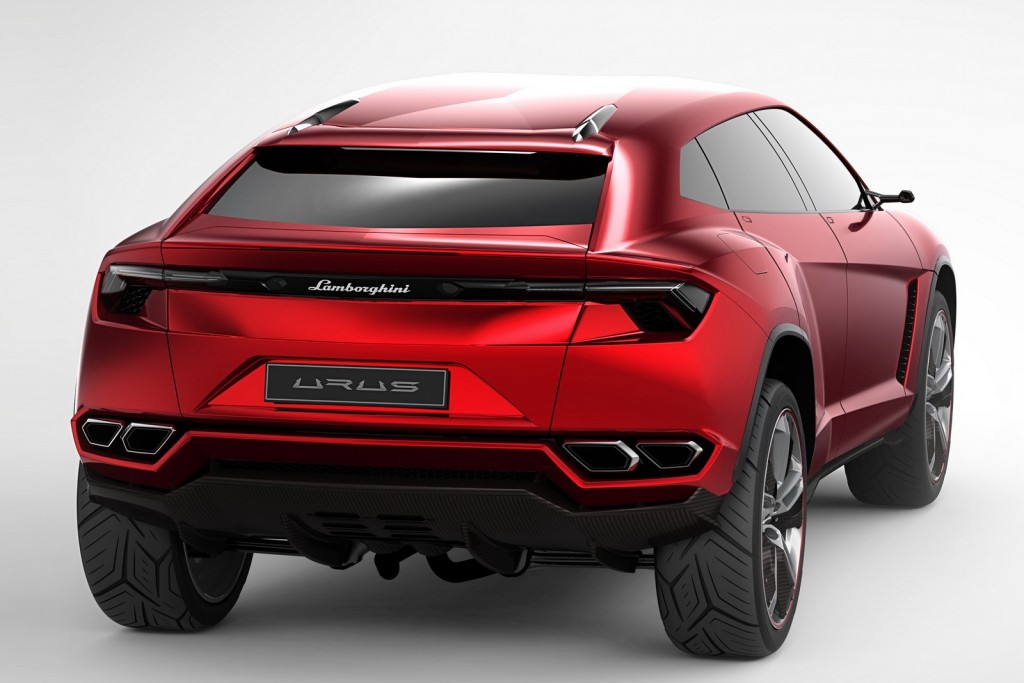 Lamborghini-Urus-SUV-back-angle