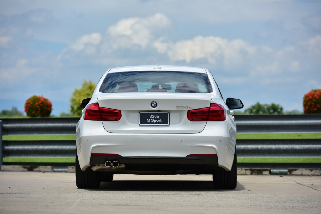 BMW 330e M Sport (54)