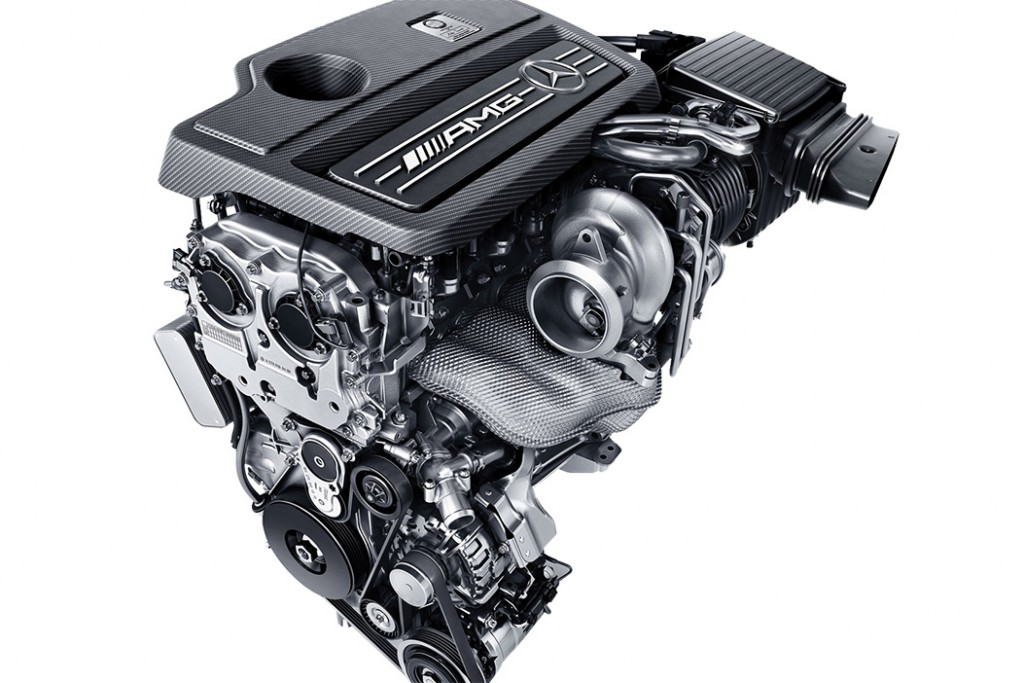 Mercedes-AMG A 45 4MATIC,  AMG 2,0-Liter-Turbomotor mit 280 kW (381 PS) HÃ¶chstleistung und maximalen Drehmoment von 475 Newtonmetern AMG 2.0-litre turbocharged engine with a peak output of 280 kW (381 hp) and maximum torque of 475 newton metres