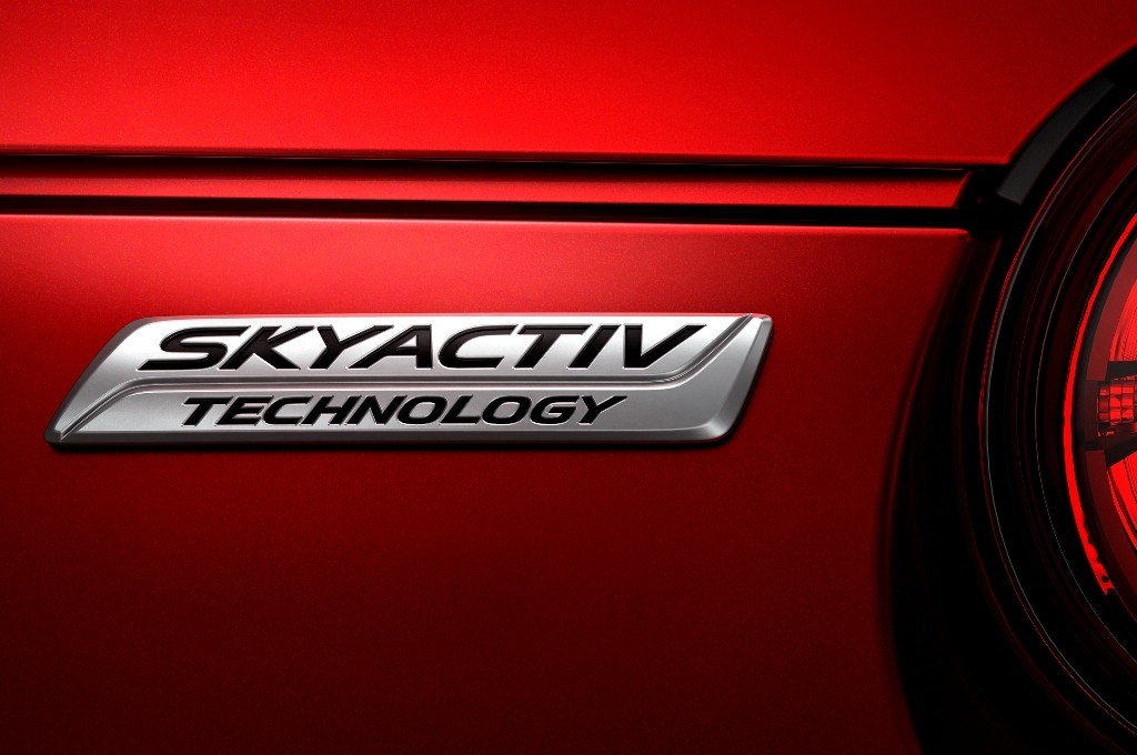 2016-Mazda-MX-5-Miata-skyactiv-badge