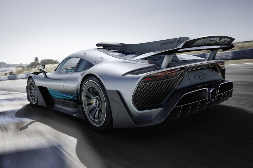 Showcar Mercedes-AMG Project ONE, zweisitziger Supersportwagen-mit modernster und effizientester Formel 1-Hybrid-Technologie, High Performance Plug-in Hybrid Antriebsstrang mit 1,6-Liter-V6-Turbobenzinmotor und vier Elektromotoren  Showcar Mercedes-AMG Project ONE, two-seater supersports car with the very latest and efficient, fully-fledged Formula 1 hybrid technology, high-performance plug-in hybrid drive system with 1.6 1.6-litre V6 turbocharged petrol engine and four electric motors