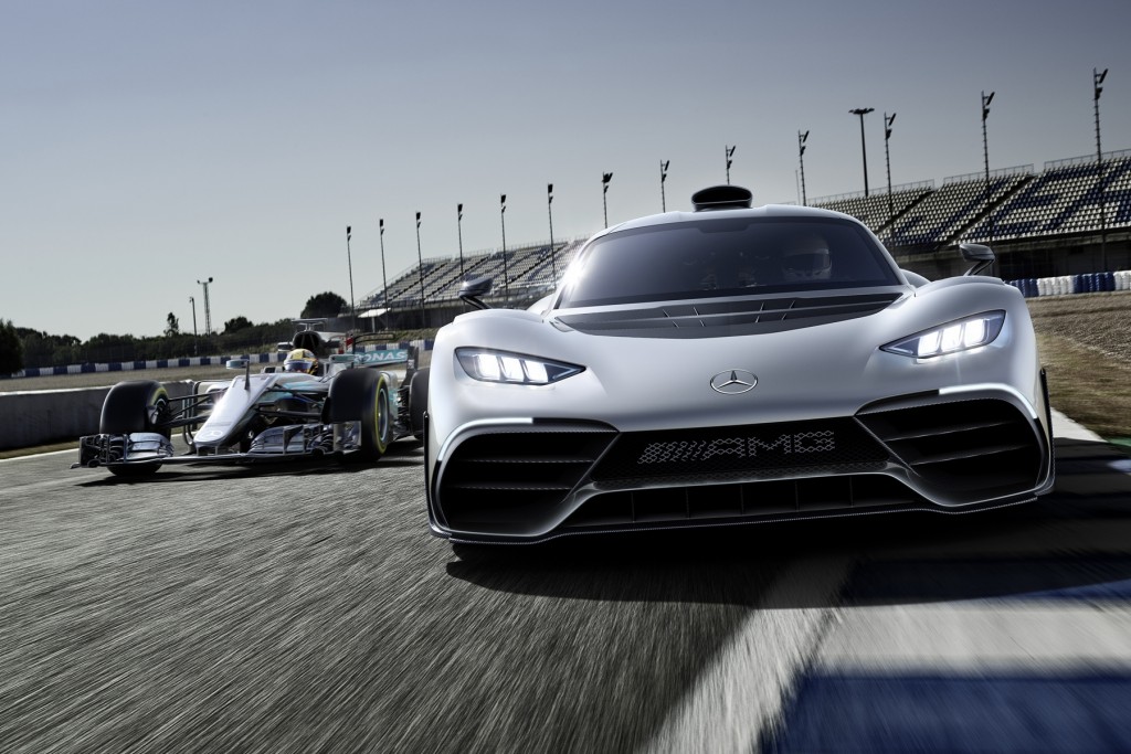 Showcar Mercedes-AMG Project ONE, zweisitziger Supersportwagen-mit modernster und effizientester Formel 1-Hybrid-Technologie, High Performance Plug-in Hybrid Antriebsstrang mit 1,6-Liter-V6-Turbobenzinmotor und vier Elektromotoren  Showcar Mercedes-AMG Project ONE, two-seater supersports car with the very latest and efficient, fully-fledged Formula 1 hybrid technology, high-performance plug-in hybrid drive system with 1.6 1.6-litre V6 turbocharged petrol engine and four electric motors