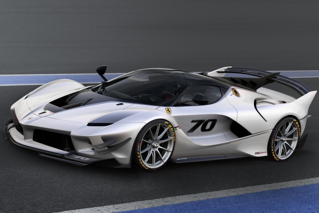 Ferrari-FXX-K_Evo-2018-1600-02