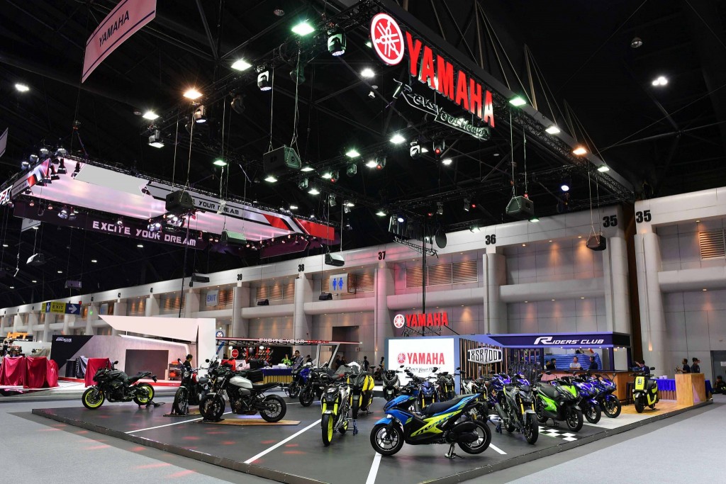 025 ยามาฮ่า ดึง Johann Zarco นักบิด MotoGP รถใหม่ ที่บูธ “Yamaha Riders’ Community” ในงาน Motor Expo 2017