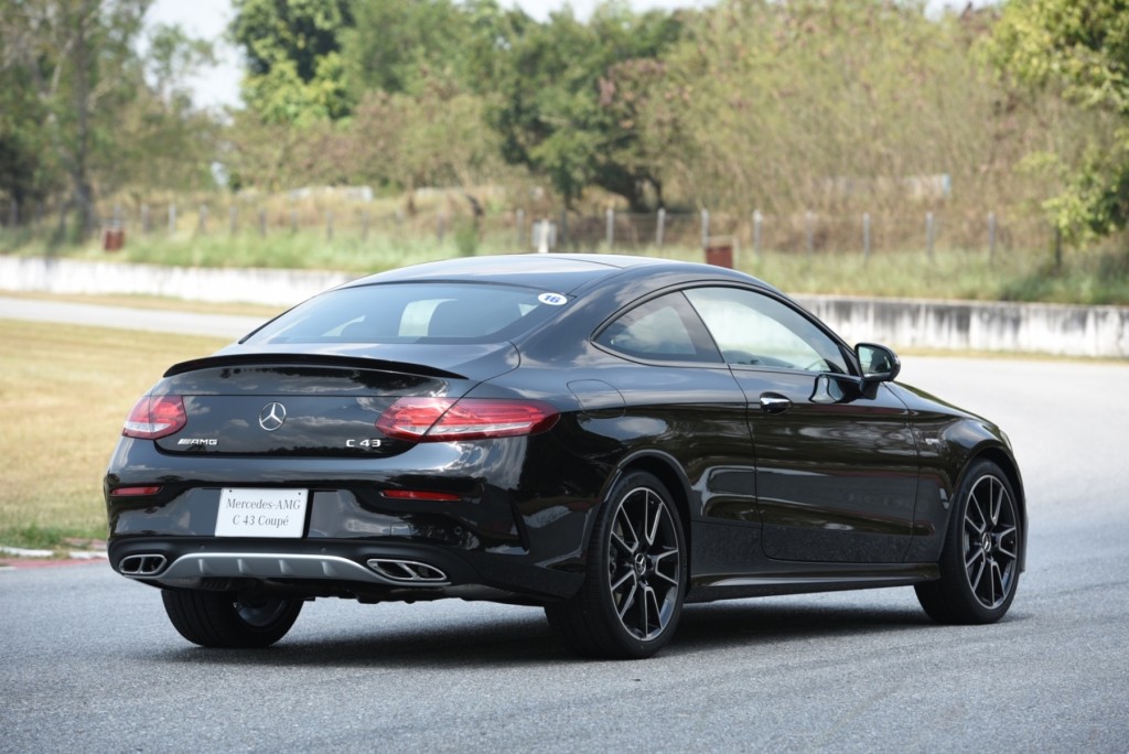 MBTh_Mercedes-AMG C 43_Black (8)