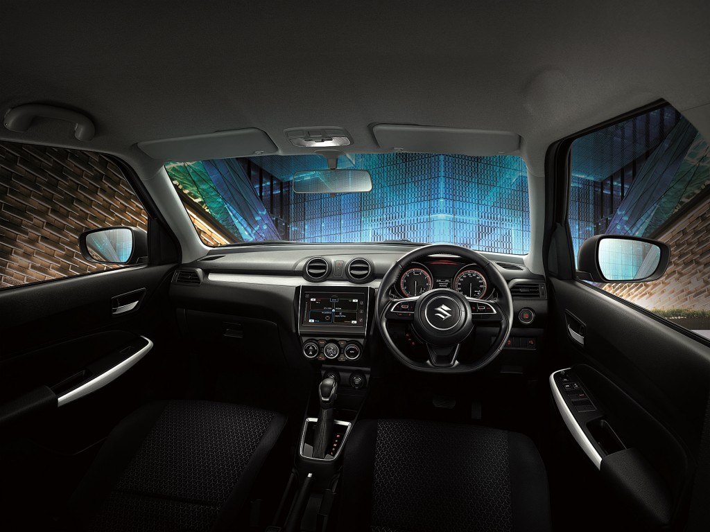 SWIFT_Interior01