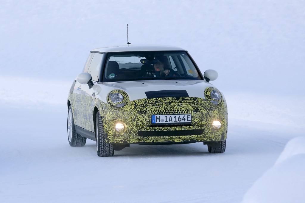 MINI Cooper E 001