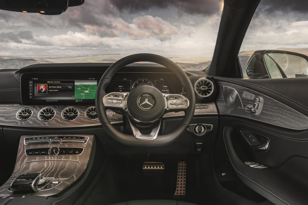 mercedes-benz-cls-400-d-amg-interior-zw