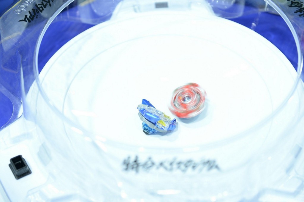 Beyblade Burst ศึกลูกข่างสะท้านฟ้า (1)