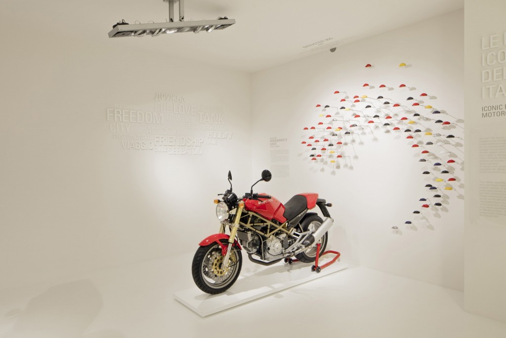 Ducati Museum - Monster 900