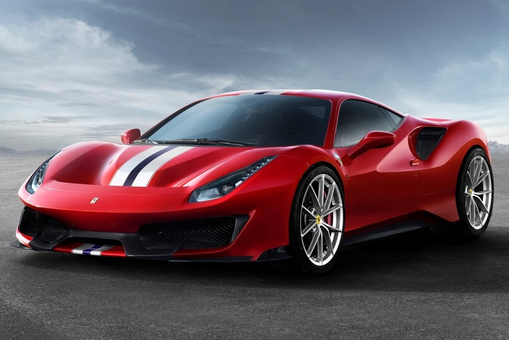 Ferrari-488_Pista-2019-1600-03