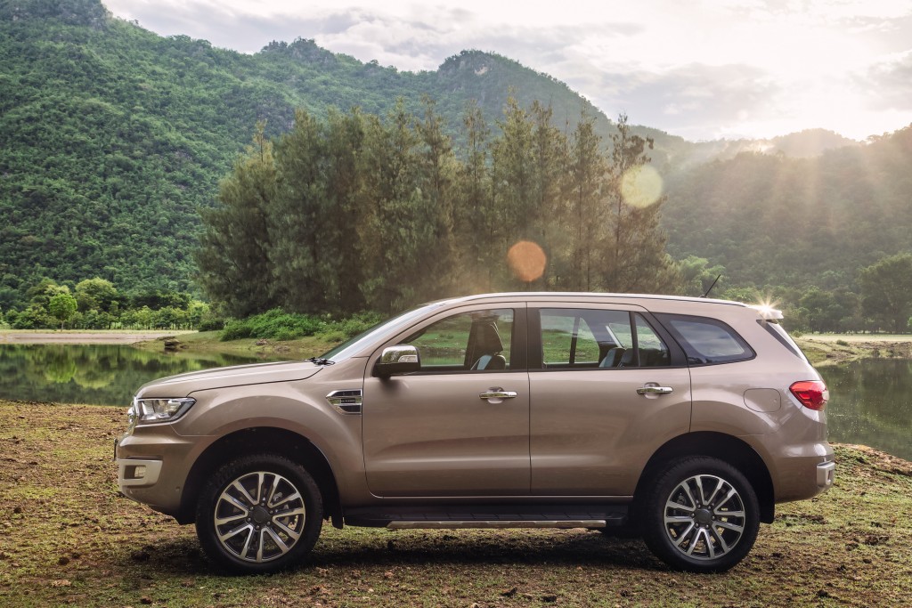 2018 Ford Everest (03)