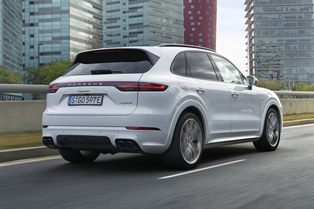 The new Porsche Cayenne E-Hybrid (22)