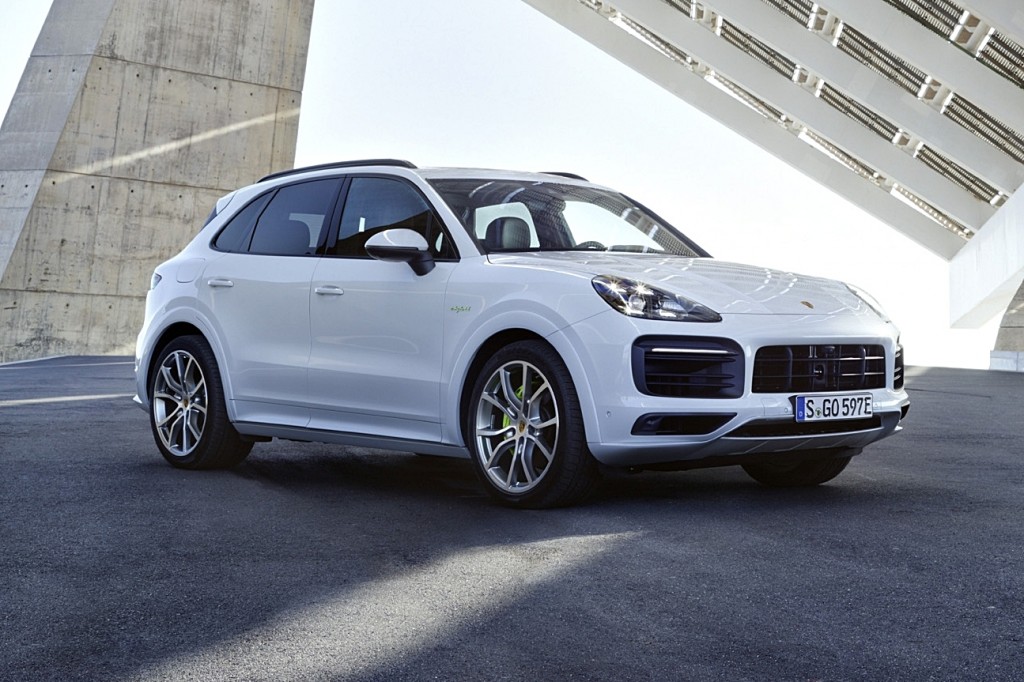 The new Porsche Cayenne E-Hybrid (6)