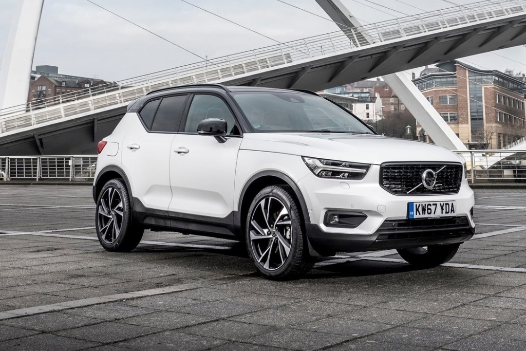 Volvo-XC40_UK-Version-2018-1600-04