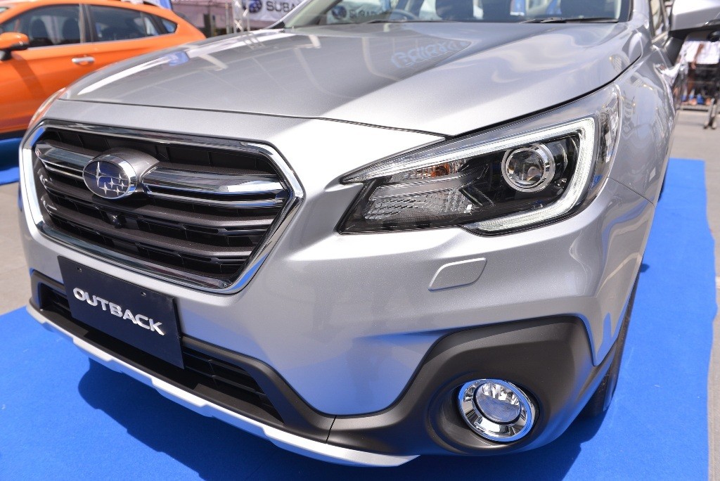 Subaru Outback 2.5i-S (1)