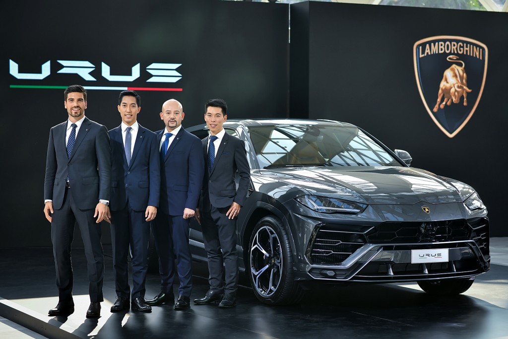 01 Urus Thailand Launch__Davide_Nathasit_Sak_Apichat