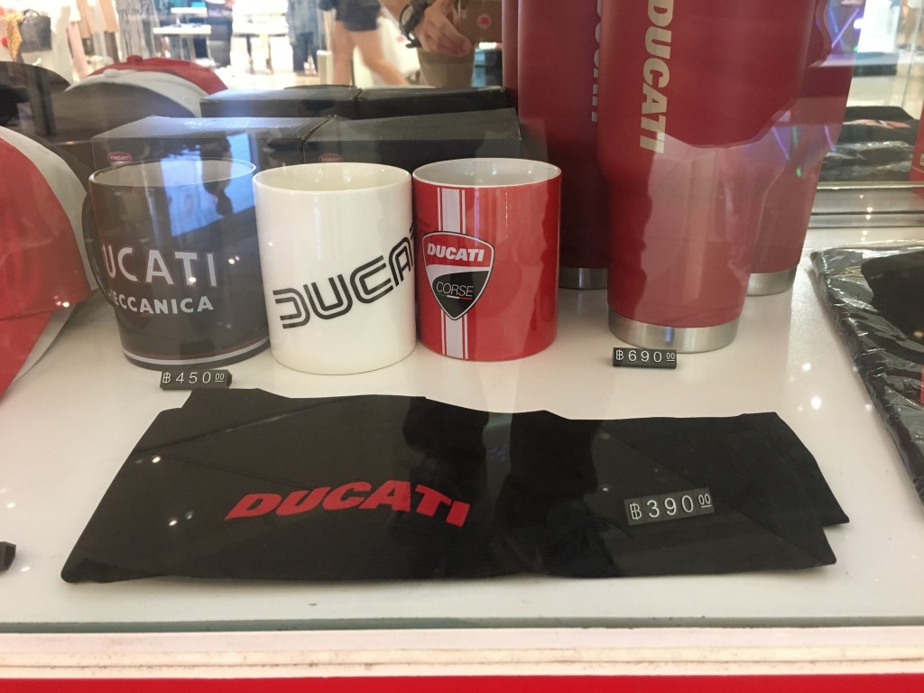 54105F37-7C30-4537-925D-BC2A05FDD027