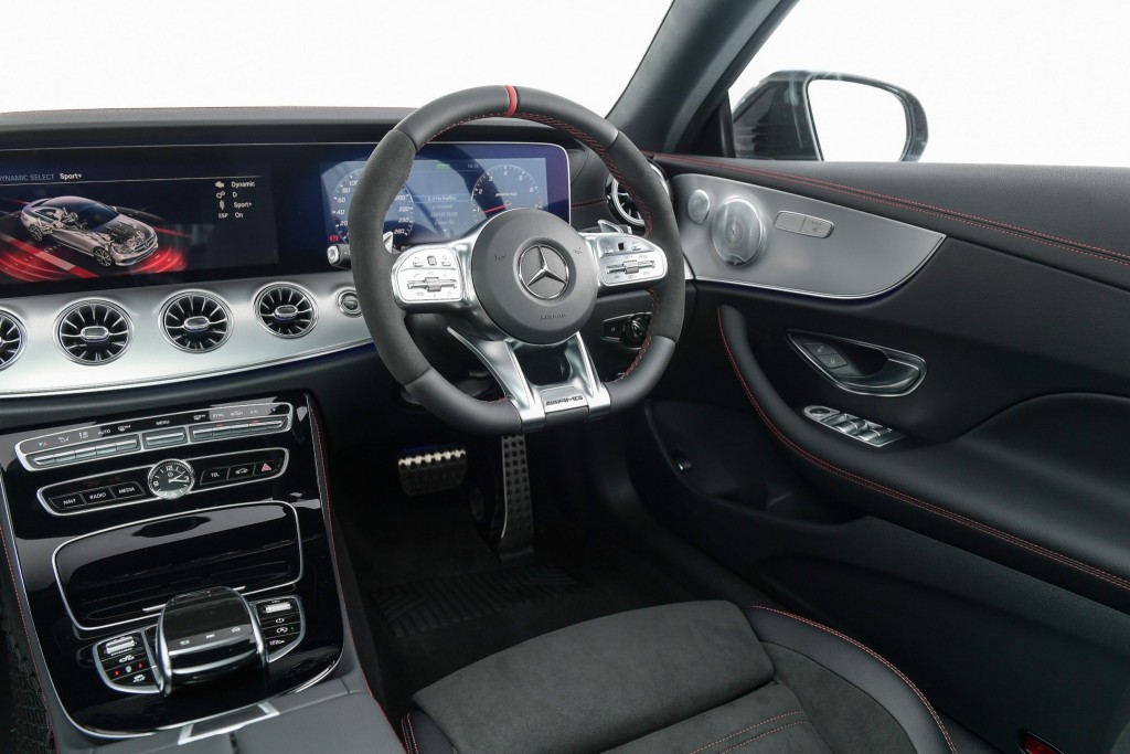 MBTh_Mercedes-AMG E 53 4MATIC+_Coupe+Interior (2)