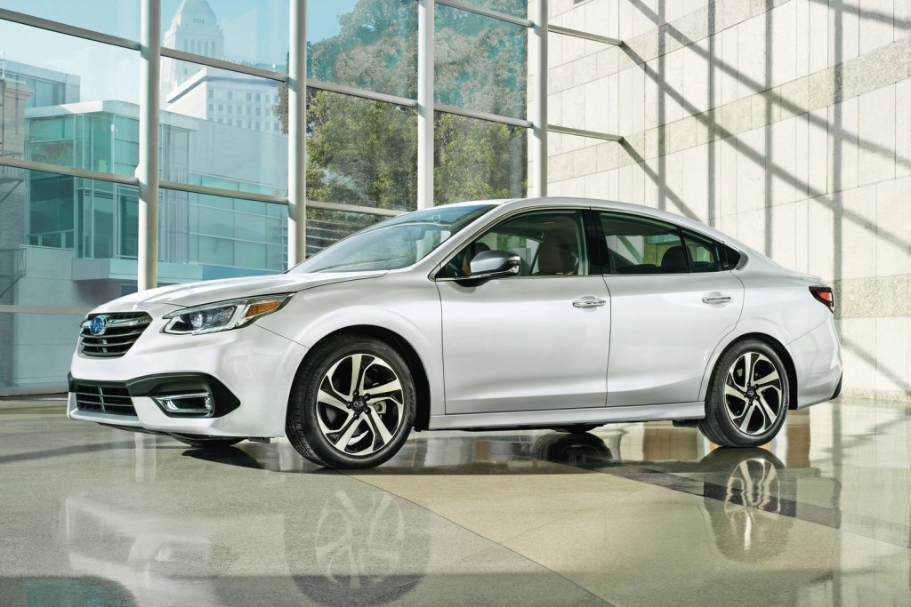 Subaru-Legacy-2020-1600-01