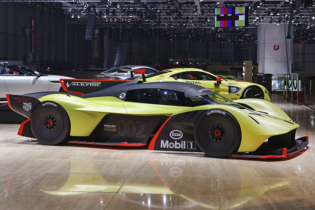 2018_aston_martin_valkyrie_amr_pro_2_1600x1200