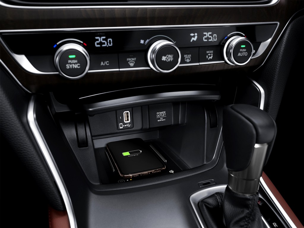 All-new Accord_Wireless Charger