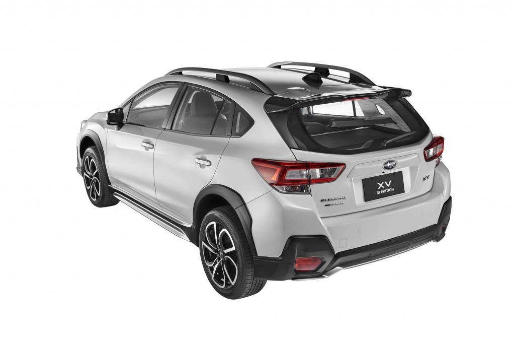 Subaru XV GT Edition white rear_re