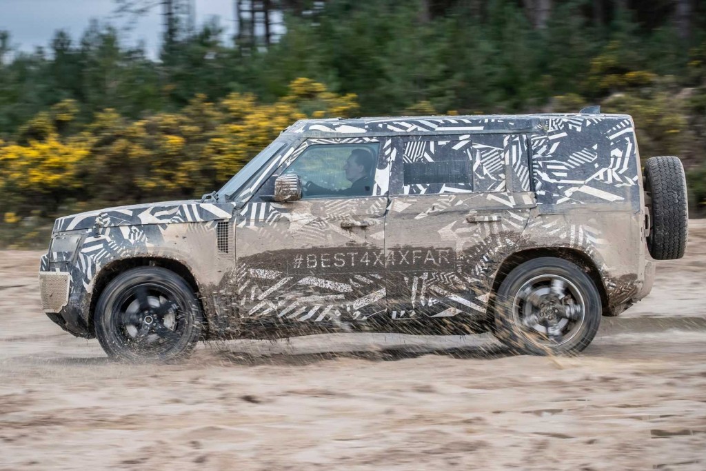 2020-land-rover-defender-testing (3)