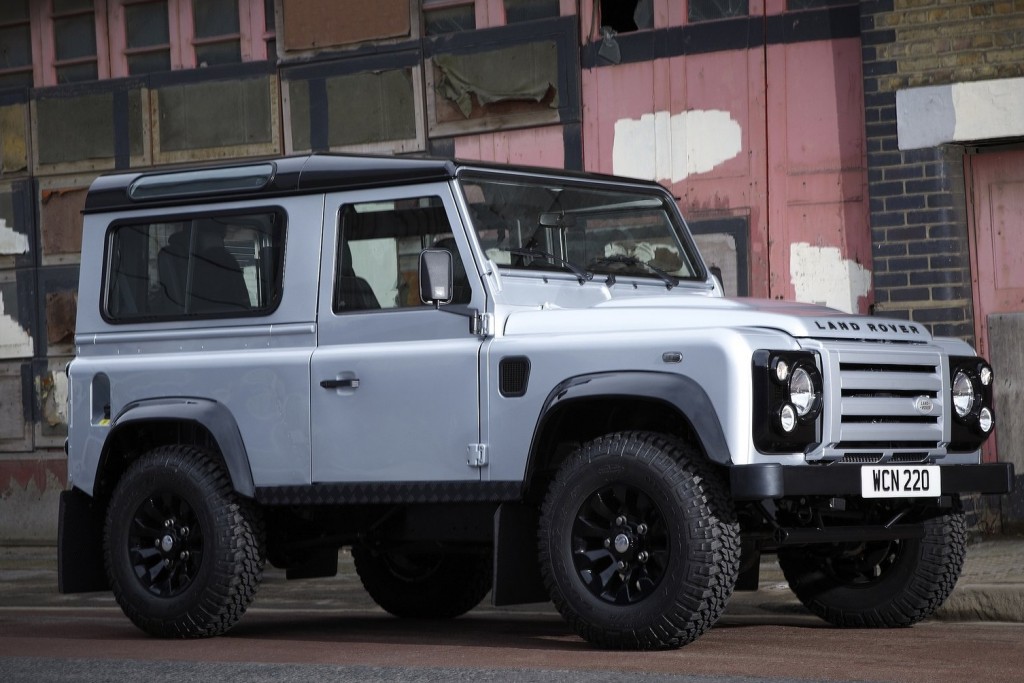 Land_Rover-Defender_X-Tech-2011-1600-02