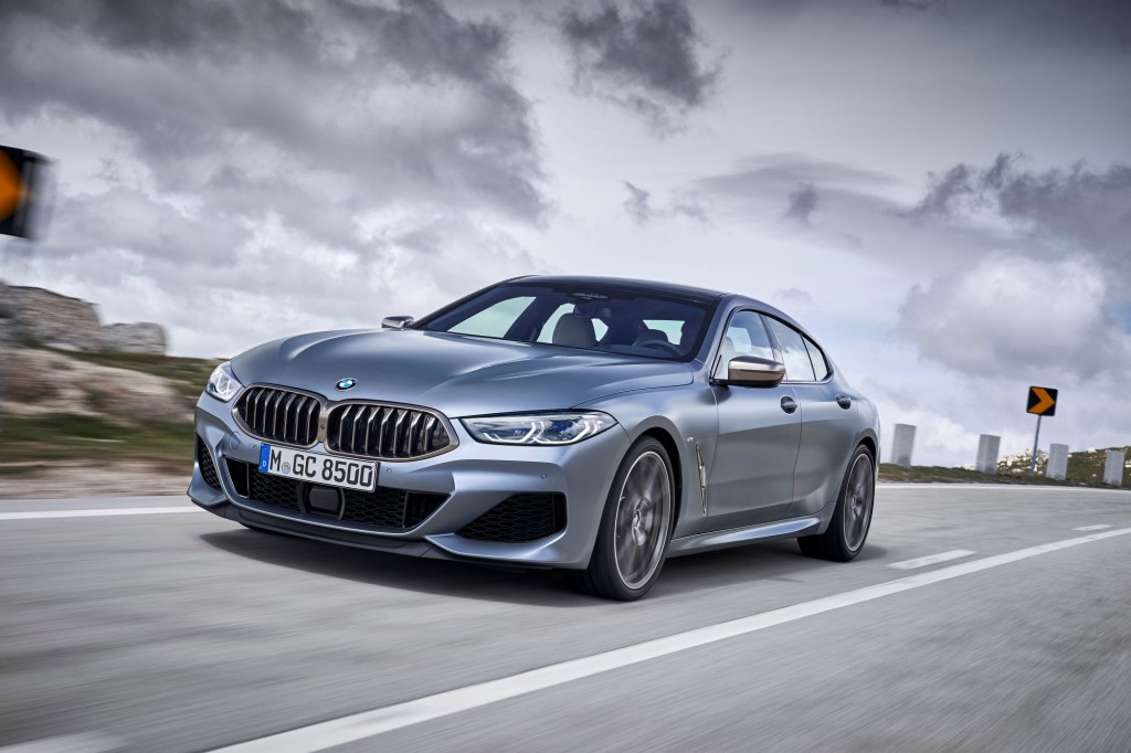P90351030_highRes_the-new-bmw-8-series