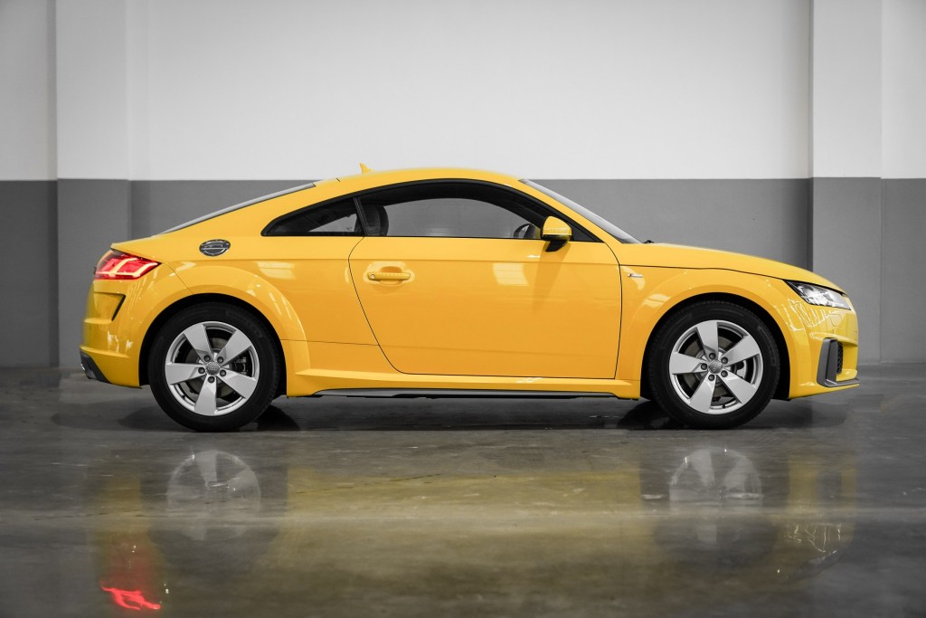 Audi TT Coupe_12