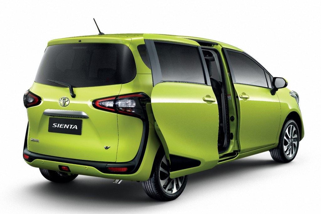 toyota sienta