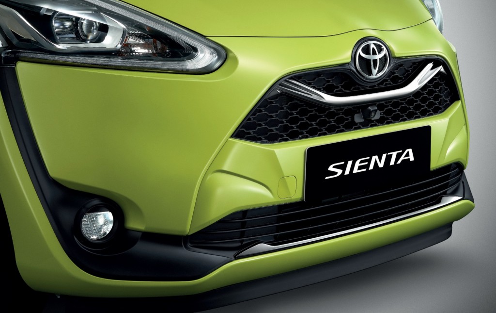 toyota sienta