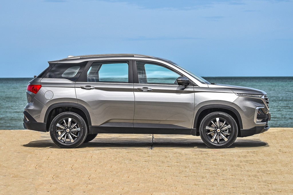 All-New Chevrolet Captiva Premier_Profile seaside_small