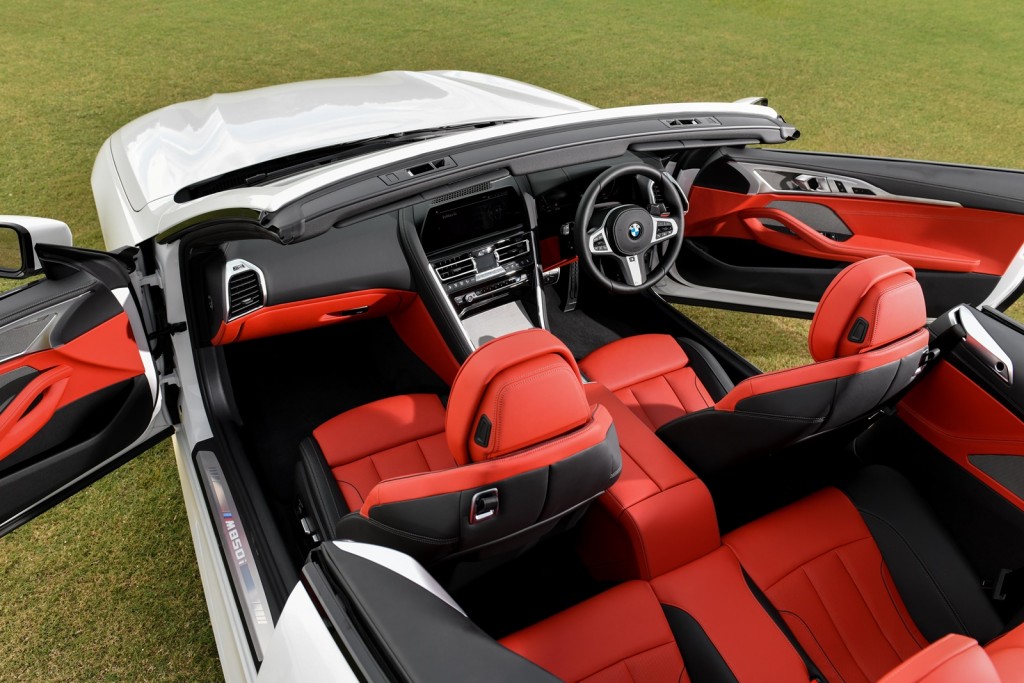 BMW M850i xDrive Convertible 