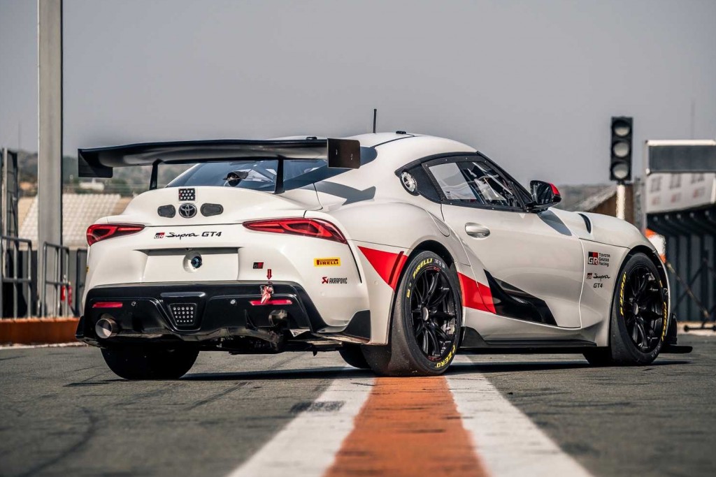 toyota-supra-gt4-race-car (5)