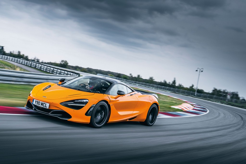 MCLAREN-720S