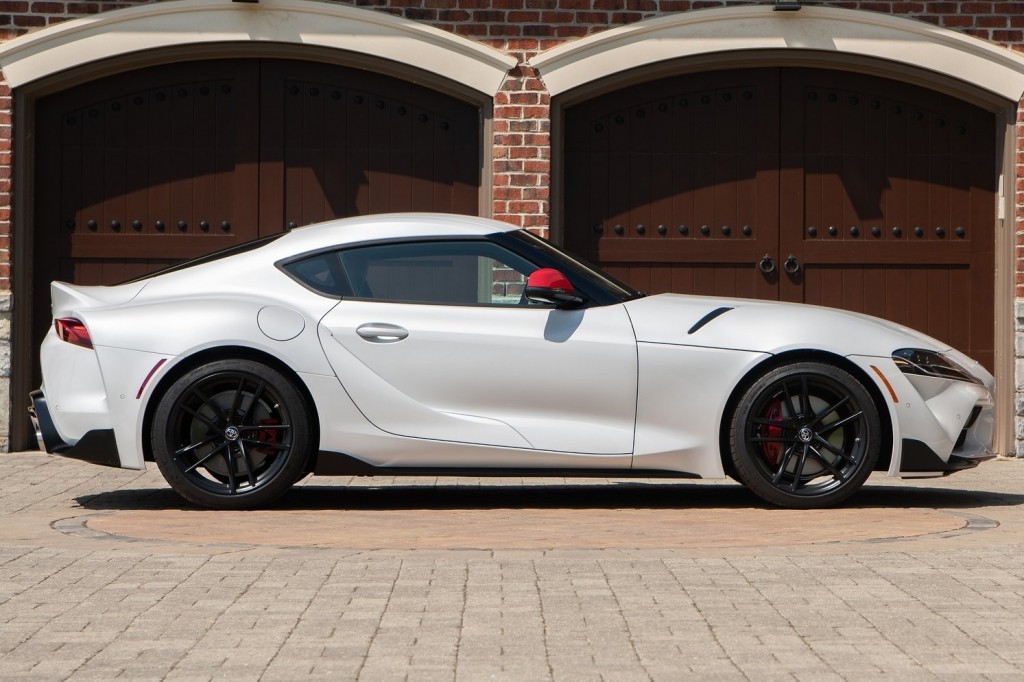 Toyota-Supra_US-Version-2020-1600-13