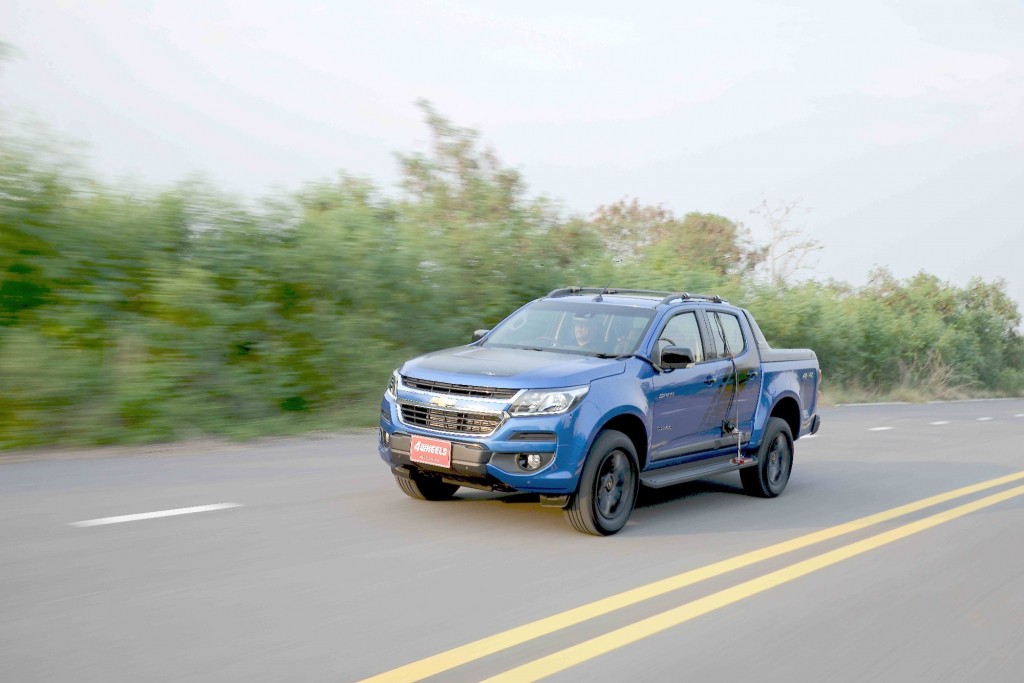 2017072713042-585-20170427_CHEVROLET_COLORADOHIGHCOUNTRY_4x4_00