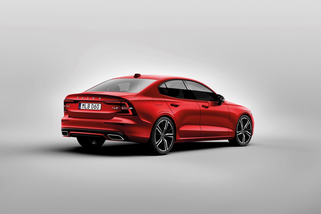 New Volvo S60 R-Design exterior